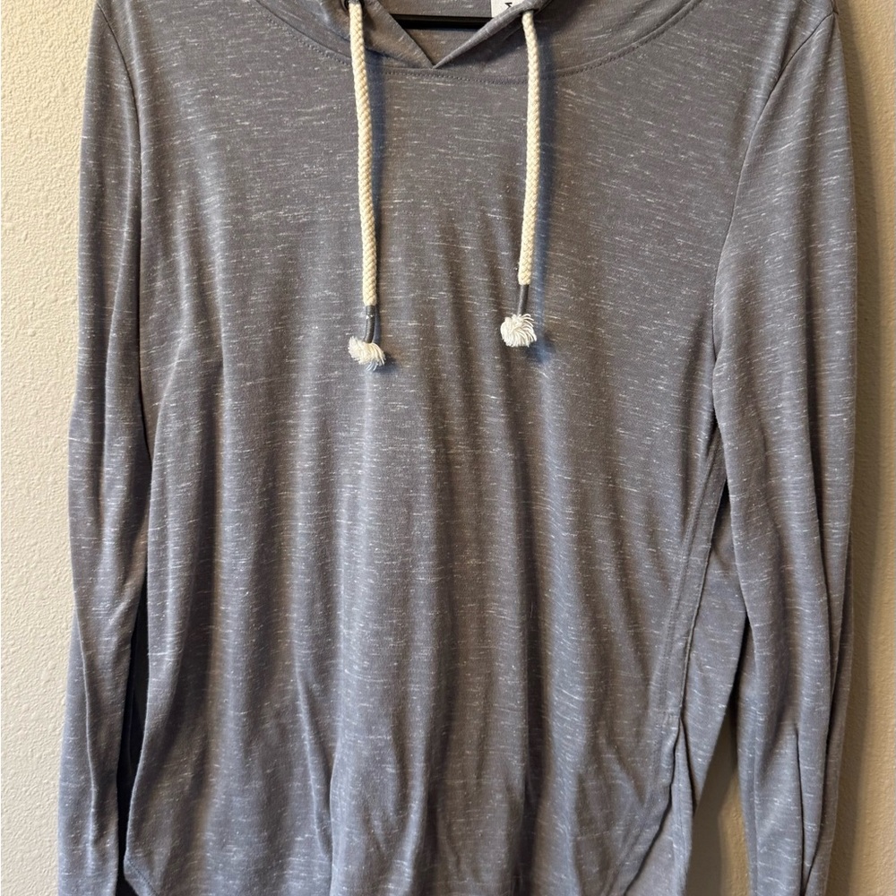 Colosseum Heather Gray Hoodie with Cream Drawstrings
